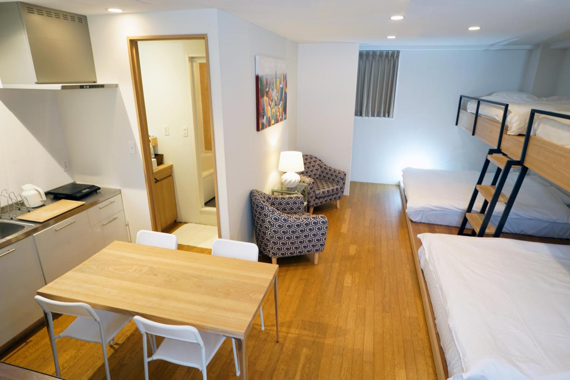 Santiago Guesthouse Hiroshima Ruang foto