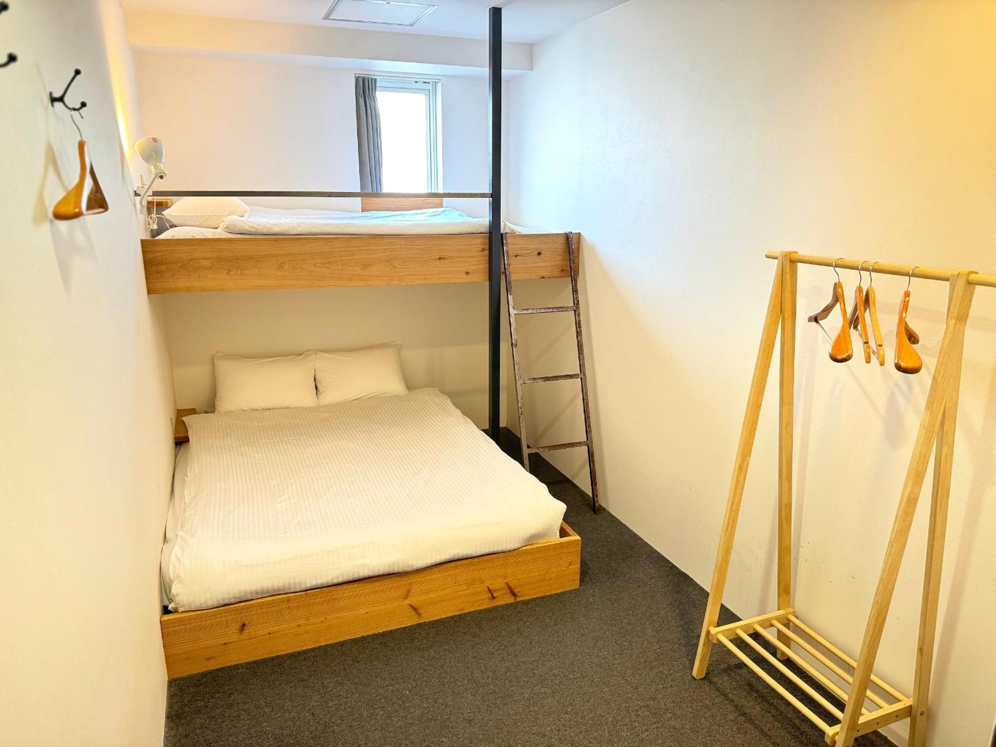 Santiago Guesthouse Hiroshima Bagian luar foto