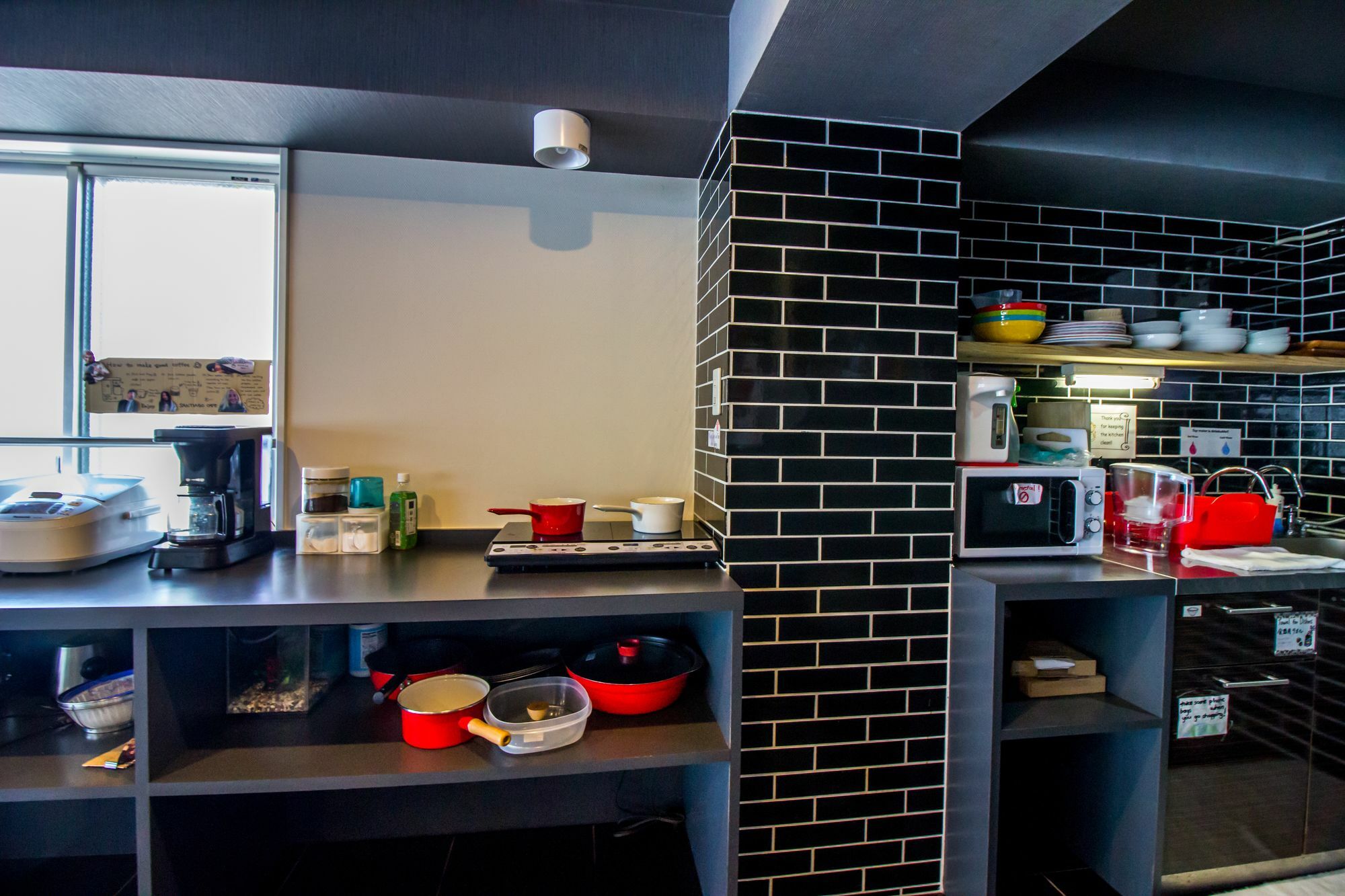 Santiago Guesthouse Hiroshima Bagian luar foto