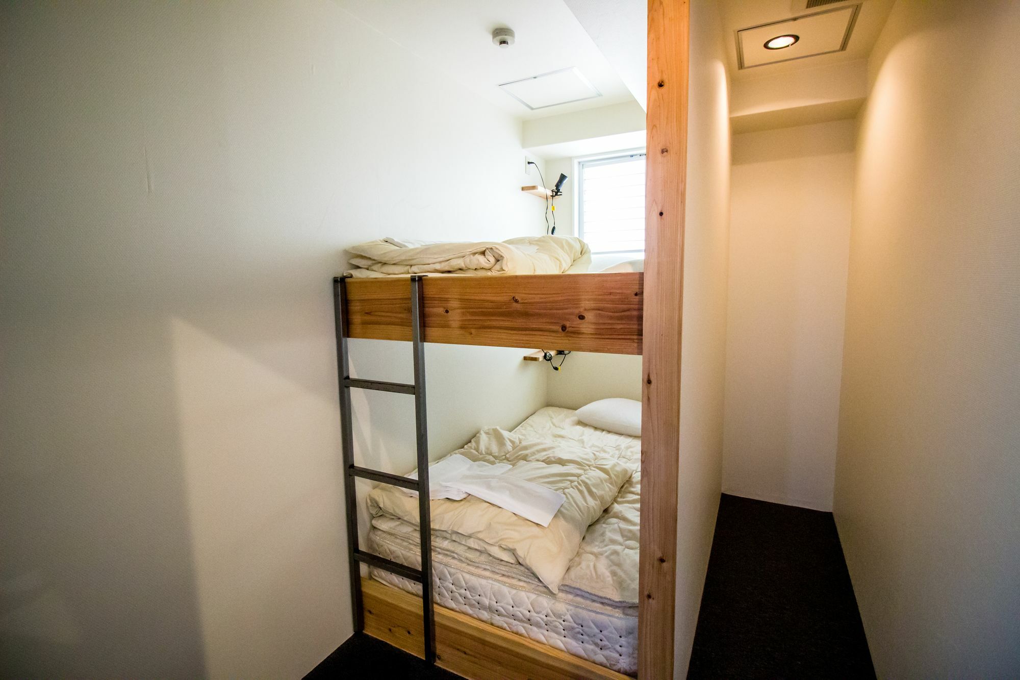 Santiago Guesthouse Hiroshima Bagian luar foto