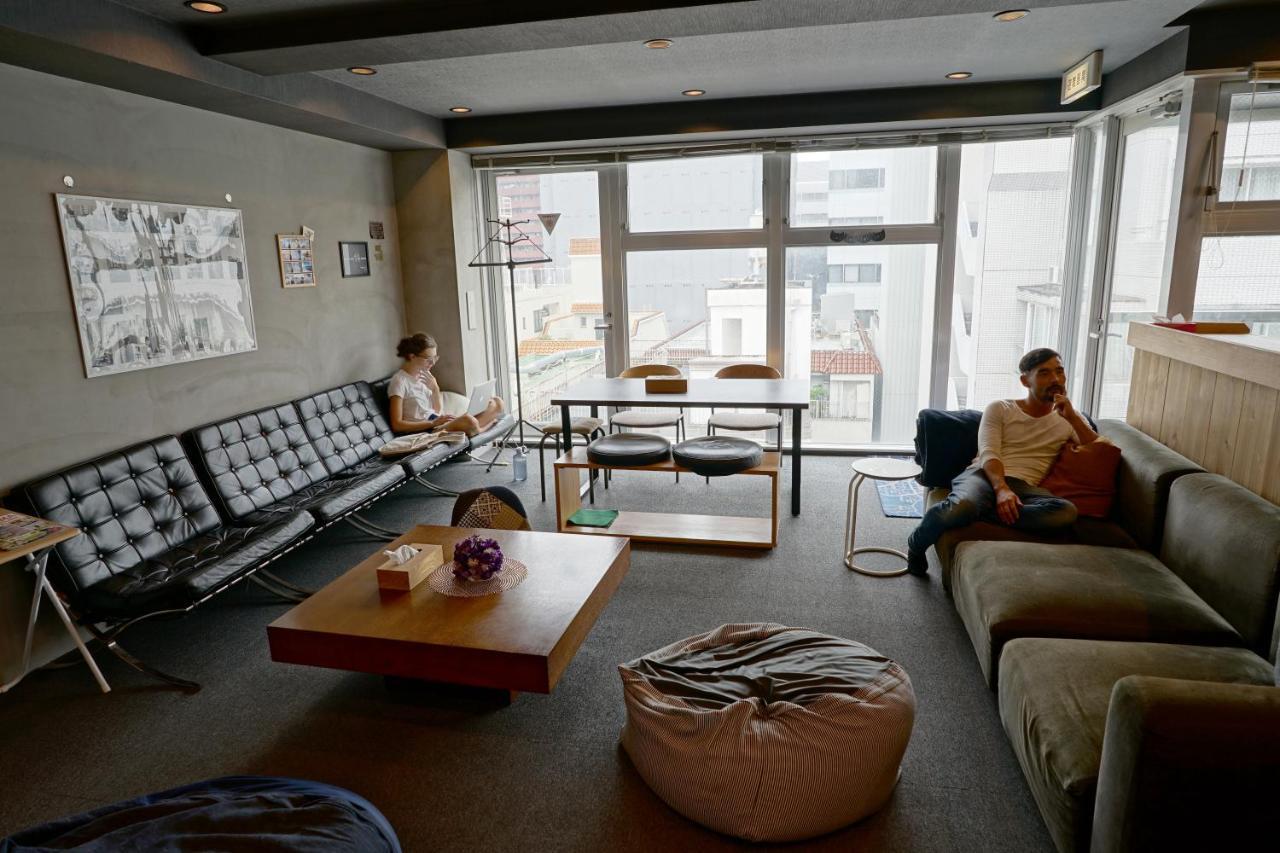 Santiago Guesthouse Hiroshima Bagian luar foto