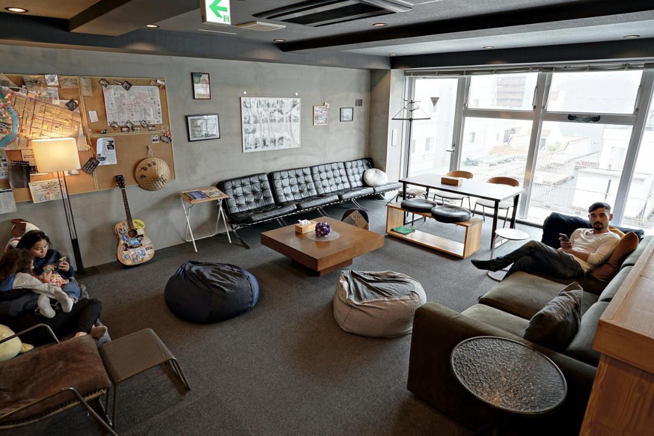 Santiago Guesthouse Hiroshima Bagian luar foto